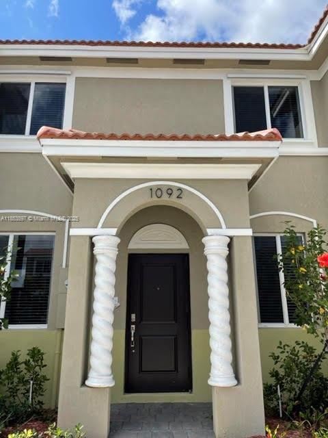 1092 SE 23rd Ave in Homestead, FL - Building Photo - Building Photo