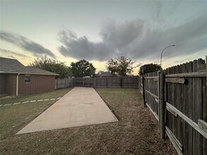 823 Colson Dr in Arlington, TX - Building Photo - Building Photo