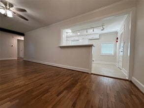 105 Birch St in Lake Jackson, TX - Building Photo - Building Photo