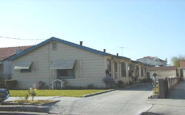 1217 Shortridge Ave in San Jose, CA - Building Photo