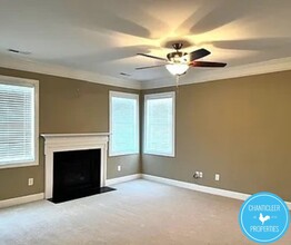 714 Nellie Gray Pl in Whitsett, NC - Foto de edificio - Building Photo