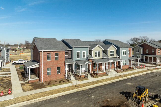 Legacy Landing in Newport News, VA - Foto de edificio - Building Photo