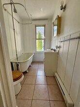 7 Geer Ave in Norwich, CT - Building Photo - Building Photo