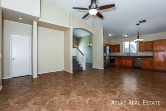 16000 W Maricopa St in Goodyear, AZ - Foto de edificio - Building Photo