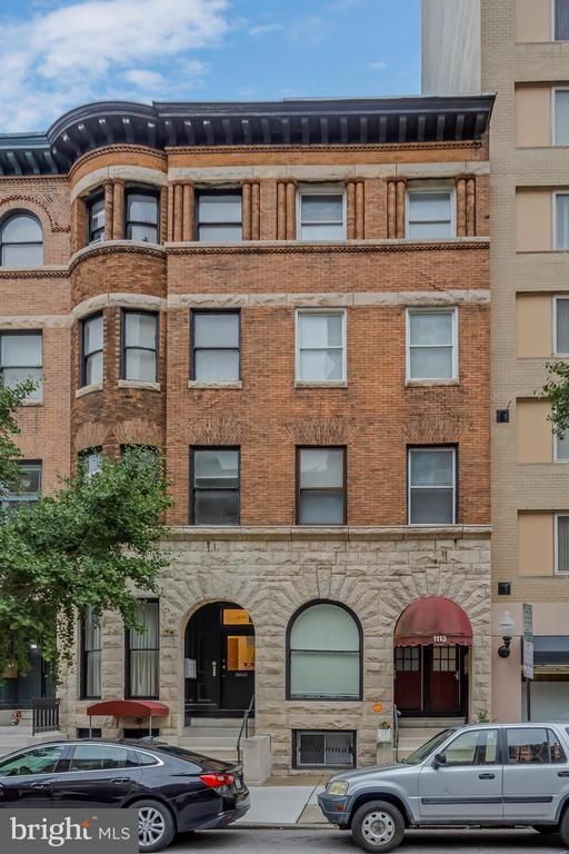 property at 1113 N Calvert St