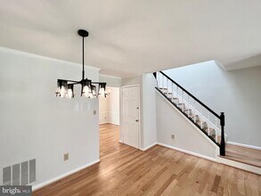 10611 Pine Haven Terrace in Rockville, MD - Building Photo - Building Photo