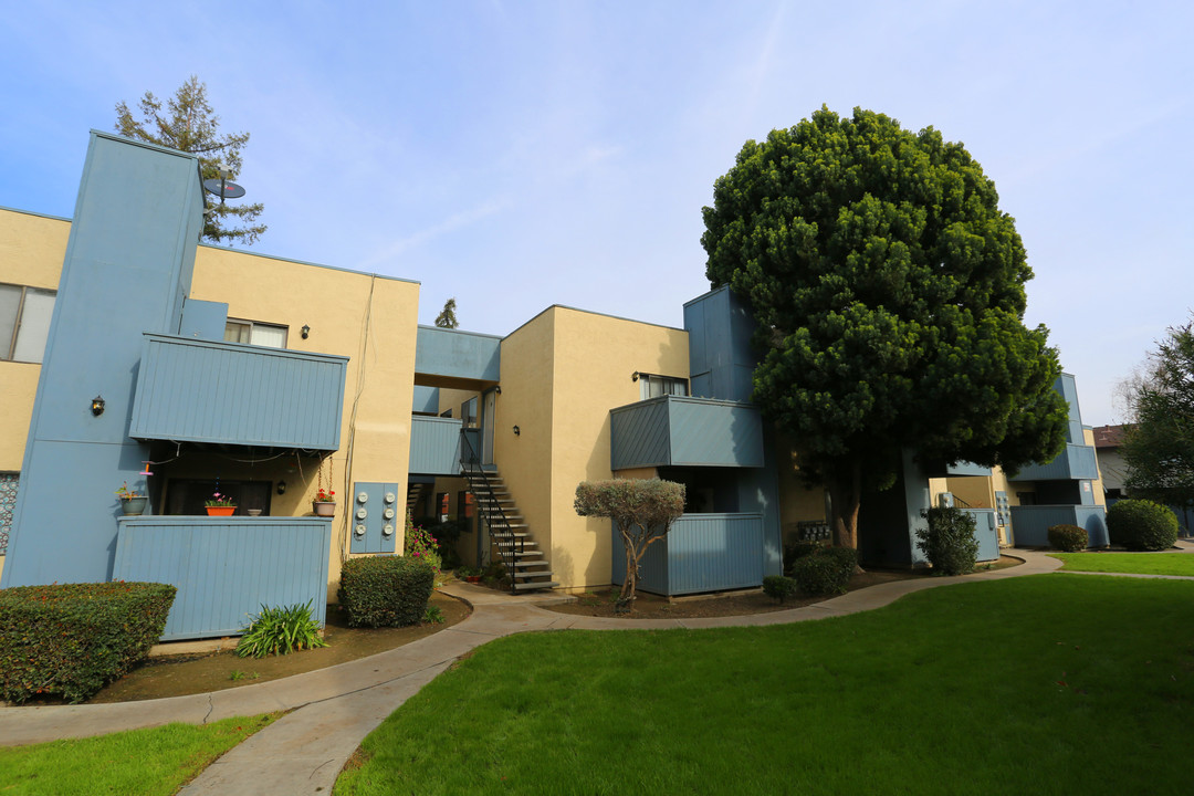 Seagull Apartments in Bakersfield, CA - Foto de edificio