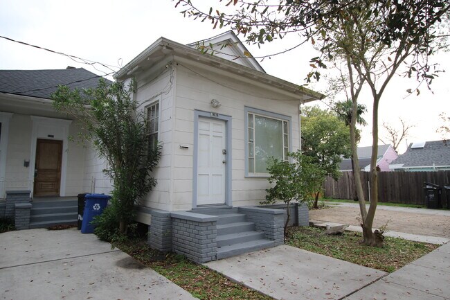 7620 Freret St in New Orleans, LA - Building Photo - Building Photo
