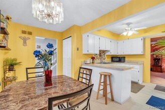 3170 Woods Cir Dr in Detroit, MI - Building Photo - Building Photo