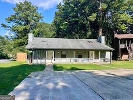 1485 S Diane Ct in Smyrna, GA - Building Photo