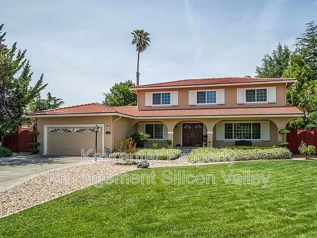 property at 20021 Knollwood Dr