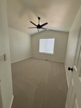 9724 Queenscliffe Dr in Littleton, CO - Building Photo - Building Photo