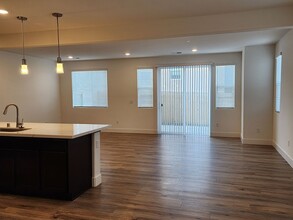 3675 Flare Ln in Carson City, NV - Building Photo - Building Photo