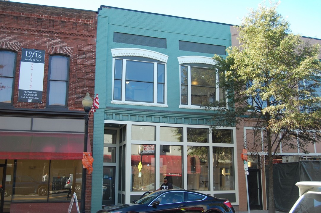 Washington Square in Suffolk, VA - Building Photo