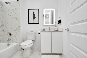 531 Schweikhardt St in Houston, TX - Building Photo - Building Photo