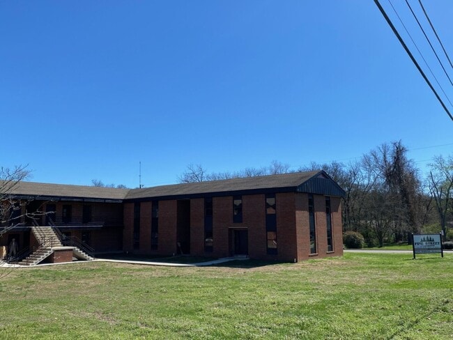 Pine Street Apartments