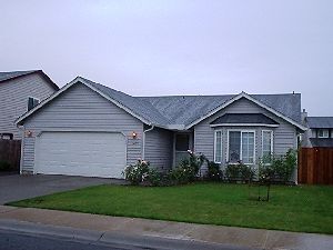 16308 NE 71st St in Vancouver, WA - Building Photo