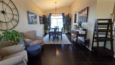 6140 Peggotty Ave in Las Vegas, NV - Building Photo - Building Photo