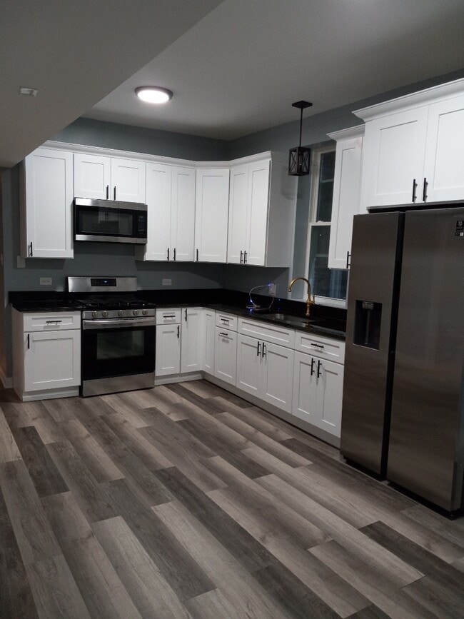 5412 S Damen Ave in Chicago, IL - Building Photo - Building Photo