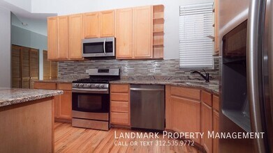 4351 S St Lawrence Ave in Chicago, IL - Building Photo - Building Photo