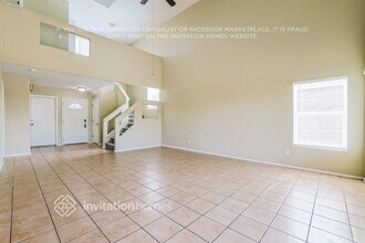 11243 W Devonshire Ave in Phoenix, AZ - Foto de edificio - Building Photo