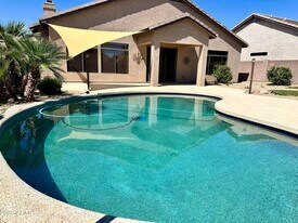 4303 E Hamblin Dr in Phoenix, AZ - Building Photo