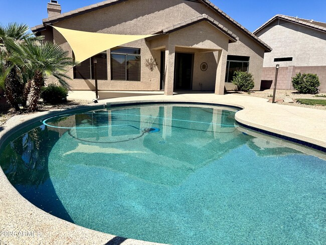 property at 4303 E Hamblin Dr