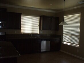 2036 Vignolia Loop in Roseville, CA - Building Photo - Building Photo