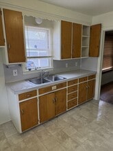 2201 Windemere Ave in Flint, MI - Building Photo - Building Photo