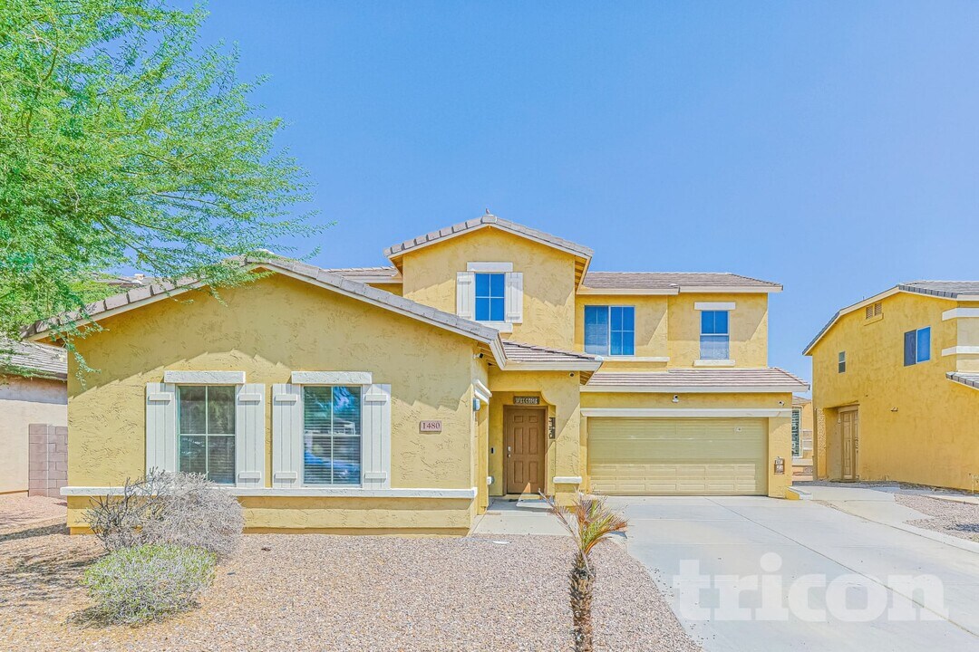 1480 E Anna Dr in Casa Grande, AZ - Building Photo