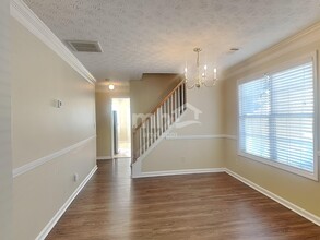 2259 Ligney Creek Ln in Snellville, GA - Foto de edificio - Building Photo