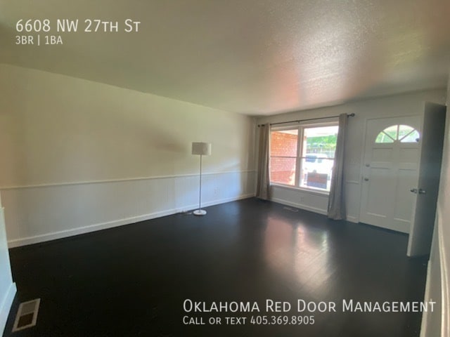 6608 NW 27th St in Bethany, OK - Building Photo - Building Photo