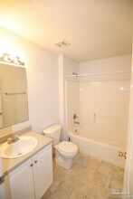 319 Mizzen Ln in Pensacola, FL - Building Photo - Building Photo