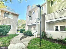 18237 Swiss Cir in Germantown, MD - Building Photo