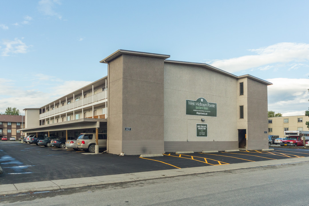 West Midtown Pointe in Anchorage, AK - Building Photo