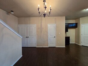 203 Anne Louise Dr in New Braunfels, TX - Building Photo - Building Photo