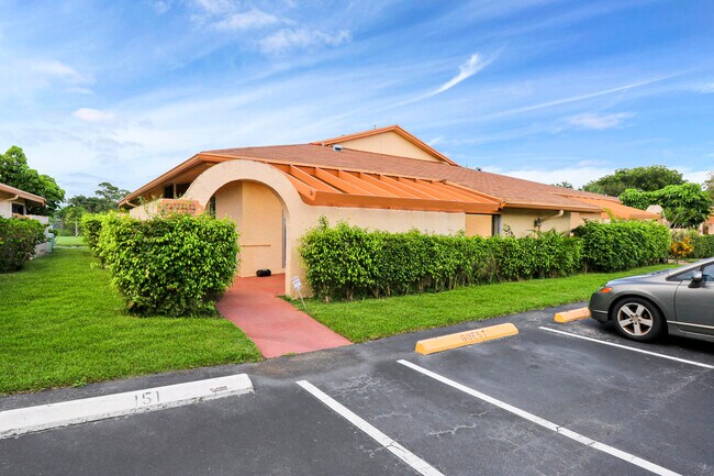 property at 13759 Date Palm Ct