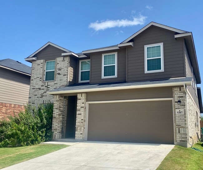9307 Avondale Pk in Converse, TX - Building Photo - Building Photo