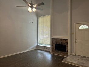 2637 Via Cordova in Carrollton, TX - Building Photo - Building Photo