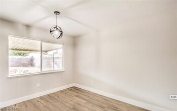 6325 Alta Dr in Las Vegas, NV - Building Photo - Building Photo