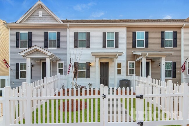 property at 6 Beautyberry St