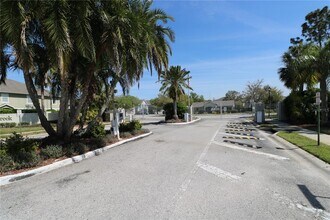 27841 Pleasure Ride Loop in Wesley Chapel, FL - Building Photo - Building Photo