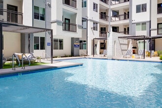 Echo Biltmore in Phoenix, AZ - Building Photo - Building Photo