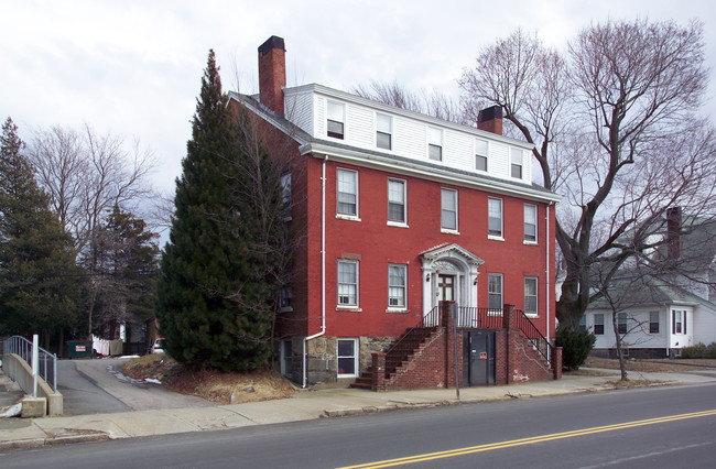 114 Weir St in Taunton, MA - Building Photo - Building Photo