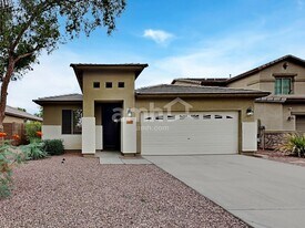 7814 S 74th Ave in Phoenix, AZ - Building Photo