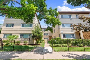6719 N Hermitage Ave in Chicago, IL - Building Photo