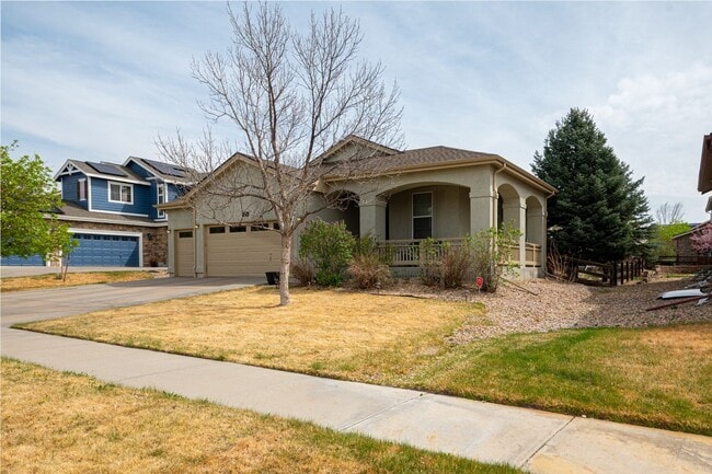 144 N Duquesne St in Aurora, CO - Foto de edificio - Building Photo