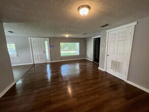 5436 Cliff St in Jacksonville, FL - Building Photo - Building Photo
