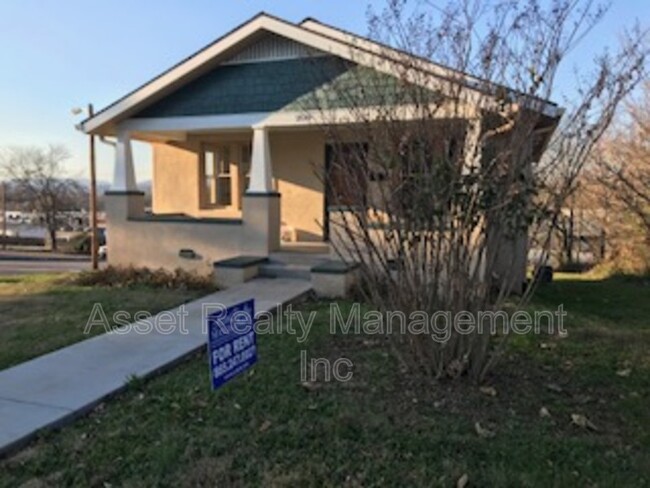 2129 Linden Ave in Knoxville, TN - Building Photo - Building Photo