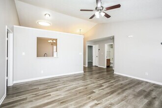 1478 Osprey Way in Greenwood, IN - Building Photo - Building Photo